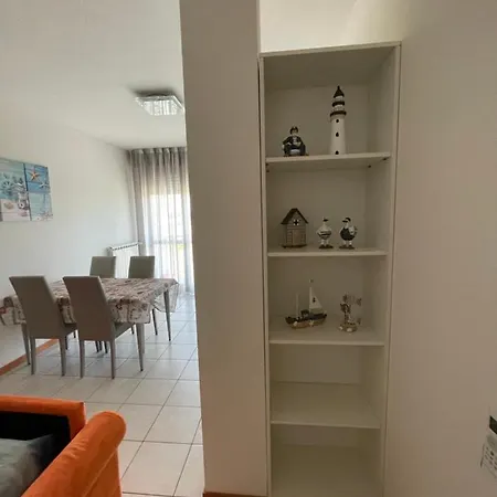 Apartament Mare